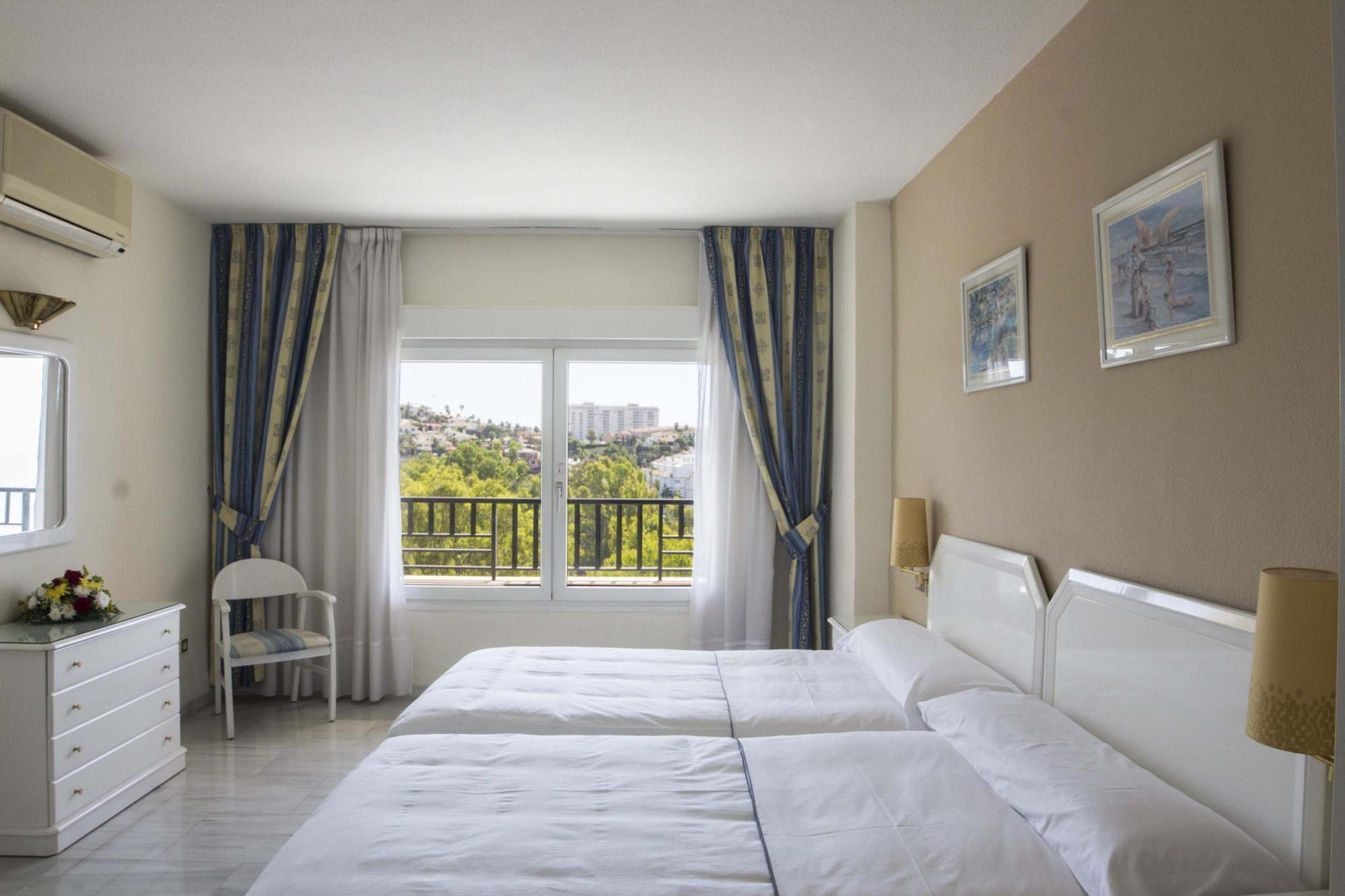 Flatotel International Benalmadena Bagian luar foto