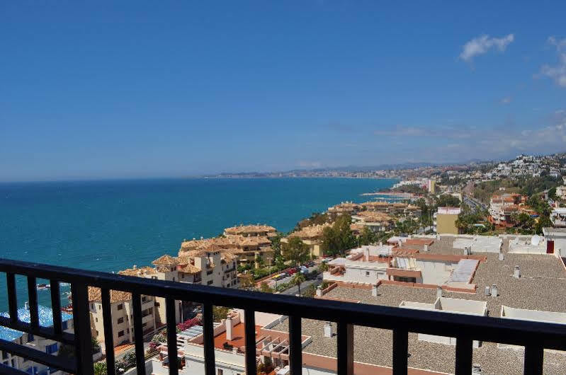 Flatotel International Benalmadena Bagian luar foto